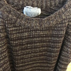 Moda int’l sleeveless brown vest or tank